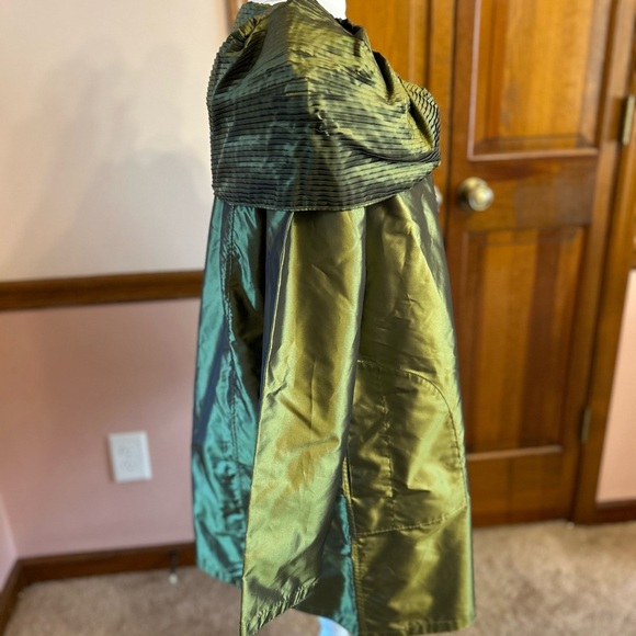 Dennis Basso Olive Green Pleated dress jacket - Picture 5 of 13